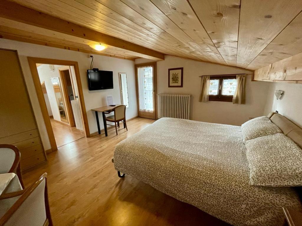 Ambassador Rooms In Bormio, Solo Camera Senza Colazione מראה חיצוני תמונה