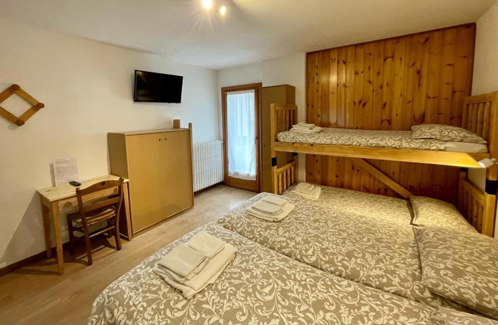 Ambassador Rooms In Bormio, Solo Camera Senza Colazione מראה חיצוני תמונה