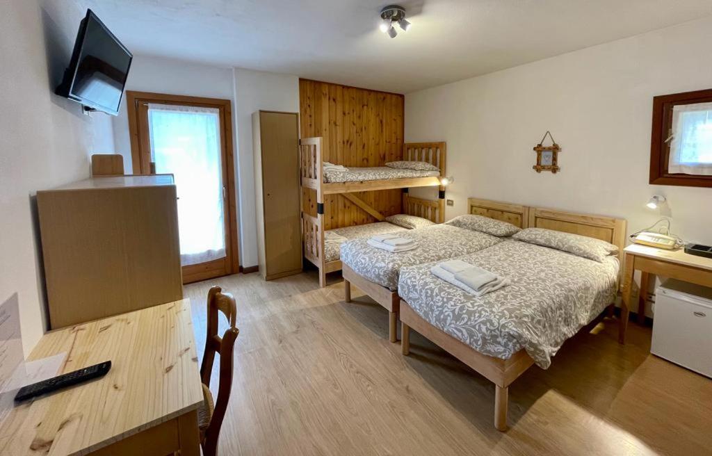 Ambassador Rooms In Bormio, Solo Camera Senza Colazione מראה חיצוני תמונה