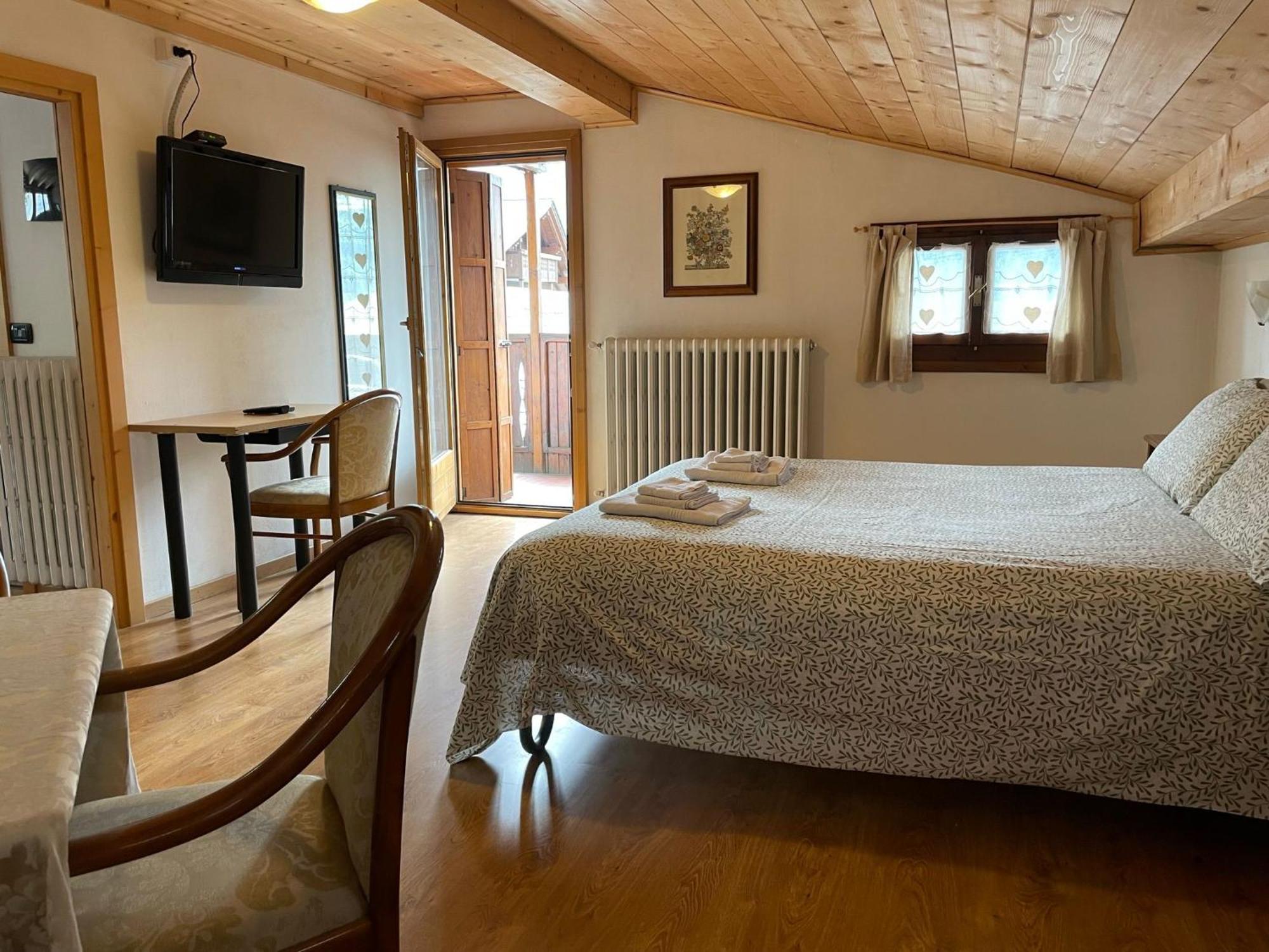 Ambassador Rooms In Bormio, Solo Camera Senza Colazione מראה חיצוני תמונה